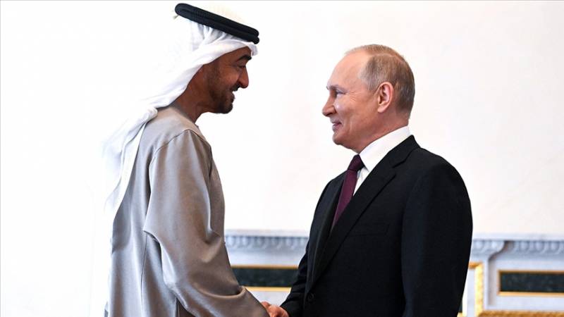 Putin BƏƏ prezidenti ilə bunları danışdı