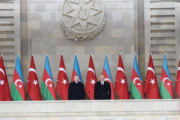 Zəfər paradından 2 il keçir - VİDEO