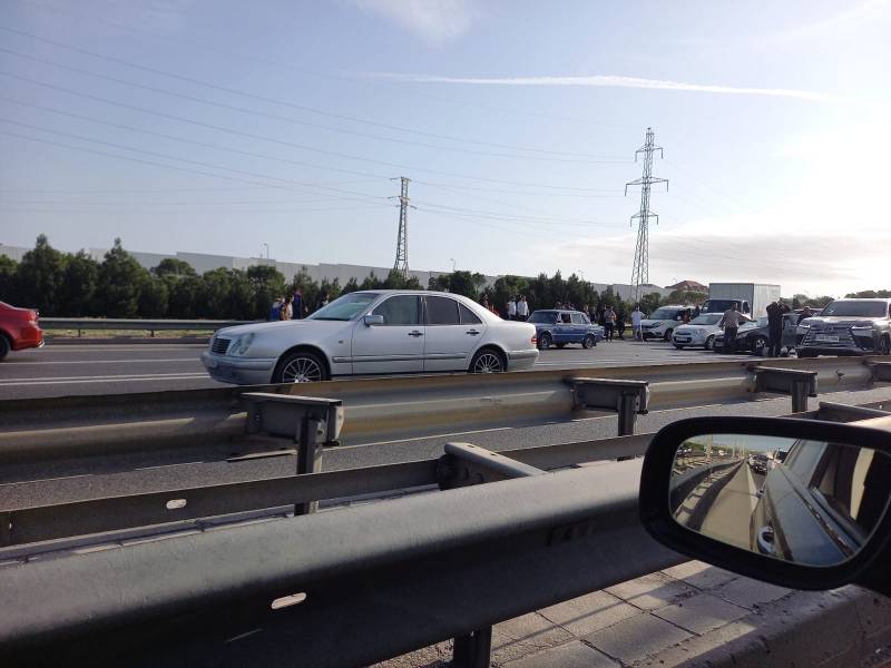 Aeroport yolunda QƏZA: Xəsarət alan var