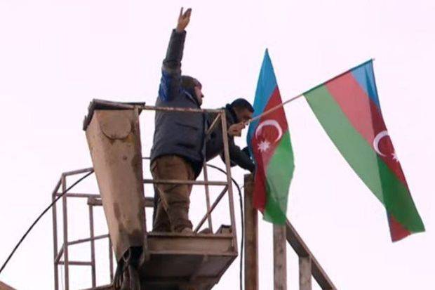 Xankəndi yoluna Azərbaycan bayraqları asıldı - YENİLƏNDİ (CANLI)