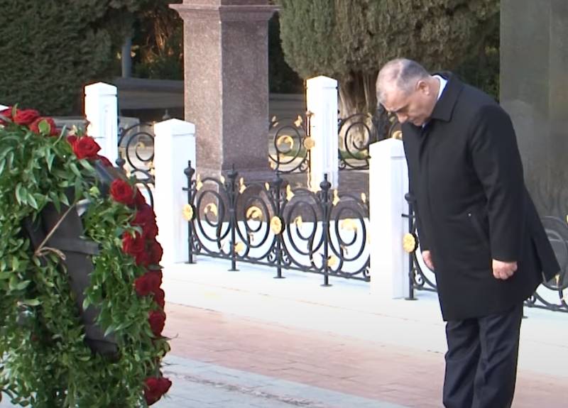 DTX əməkdaşları ulu öndər Heydər Əliyevin xatirəsini yad etdilər - VİDEO