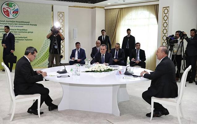Azərbaycan, Türkiyə və Türkmənistan XİN rəhbərlərinin görüşü keçirildi - Foto+Yeniləndi