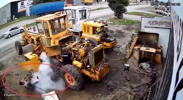 QORXUNC QƏZA: Traktorun təkərini şişirərkən partlayış oldu - VİDEO