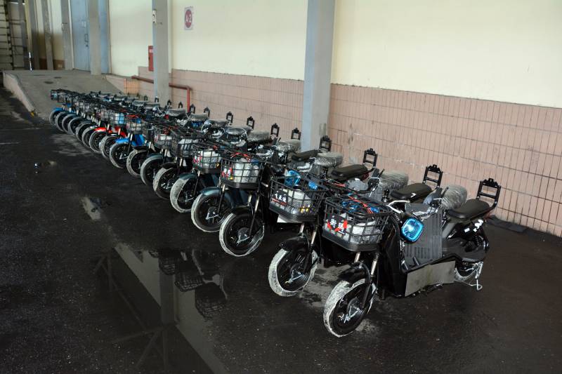 Konteynerdə gömrük orqanına bəyan olunmayan 17 ədəd moped aşkar edildi