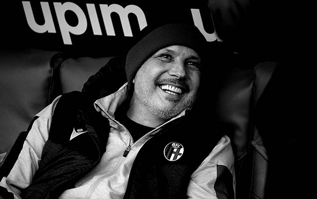 Məşhur futbolçu xərçəngdən ÖLDÜ