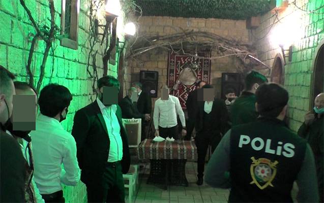 Oğlunun “ciyəraxşamı”nda qumar təşkil edən ata həbs edildi