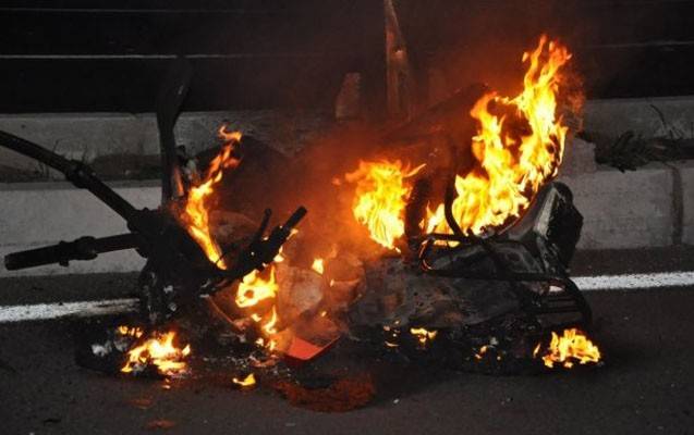 Motosiklet yanaraq kül oldu - ANBAAN VİDEO