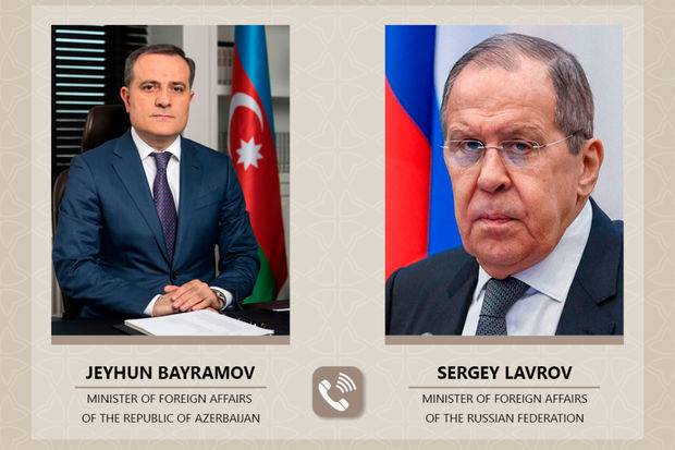Lavrovla Ceyhun Bayramov arasında telefon danışığı oldu
