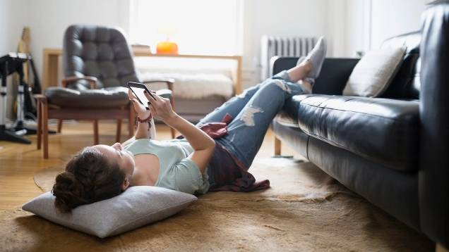 Azərbaycanda qadın evə gec gələn ərinin başına görün nə oyun açdı - İşə polis qarışdı