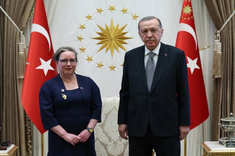 Ərdoğan İsrailin yeni səfirini qəbul etdi