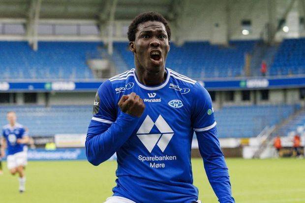 “Çelsi” “Molde”nin hücumçusunu transfer etdi
