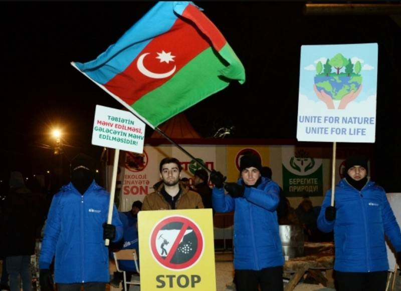 Xankəndi-Laçın yolundakı aksiya davam edir