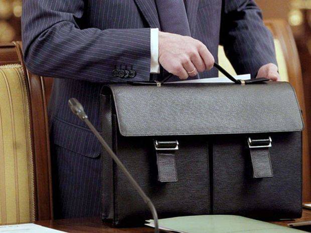 Bu teatrın direktoru işdən ÇIXARILDI - FOTO