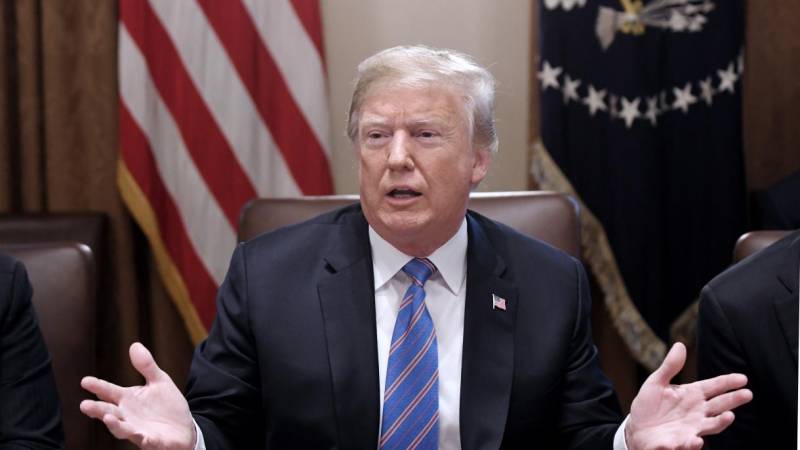 Donald Trampı çətin vəziyyətə salacaq sənədlər yayıldı