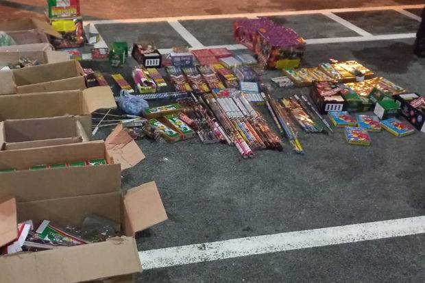 Səyyar şəkildə pirotexniki vasitələr satan şəxs SAXLANILDI