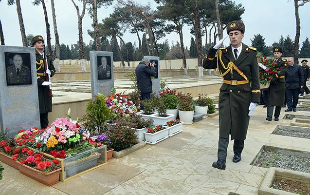 Şükür Həmidov anıldı - FOTO