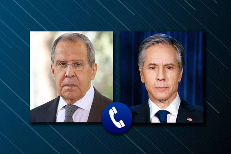 Blinkenlə Lavrov arasında telefon danışığı oldu