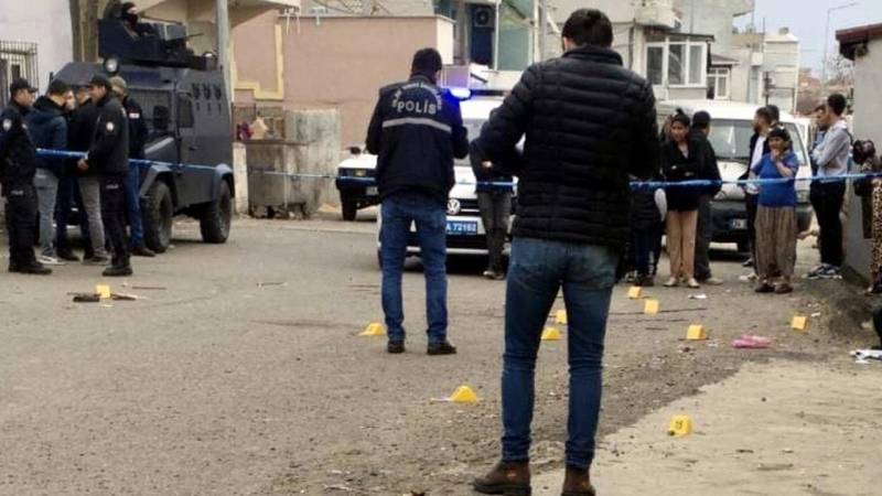 Türkiyədə 2 ailə arasında silahlı İNSİDENT: 2 ölü, 3 yaralı