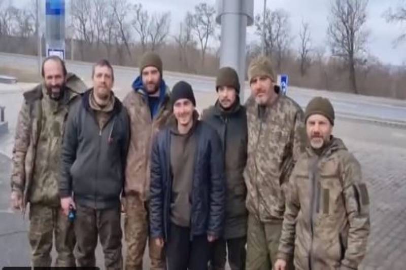 Ukrayna 12 hərbçisini əsirlikdən geri qaytardı