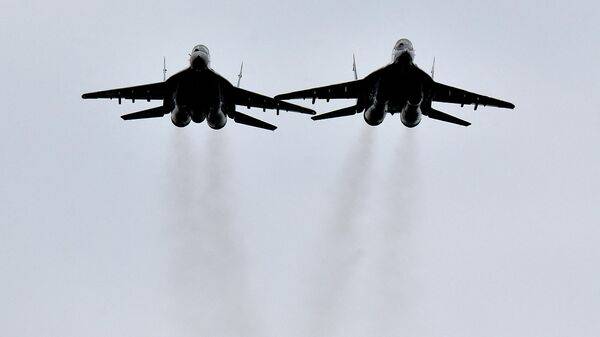 Rus pilotdan Britaniya təyyarəsinə raket zərbəsi