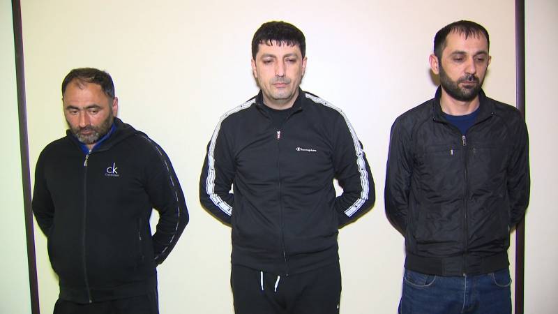 Azərbaycanda evdən 110 min dollar oğurlayanlar tutuldu - VİDEO