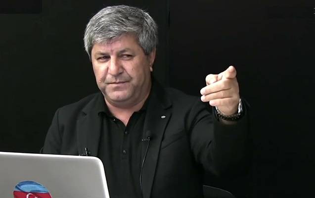 Əvəz Zeynallı prokurorun çıxışını kəsdi - Hakimlər zalı tərk etdi