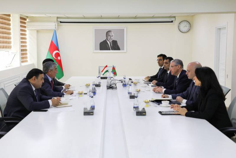 Tacikistan Respublikasının Azərbaycandakı səfiri ilə görüş keçirilib