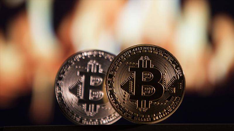 Bitcoin qiyməti 10 aydan sonra yenidən olduqca yüksəldi