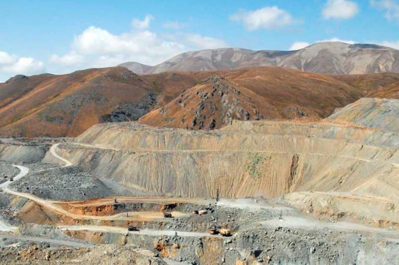 Zod qızıl mədənində işlər dayandırıldı, işçilər təxliyə edildi