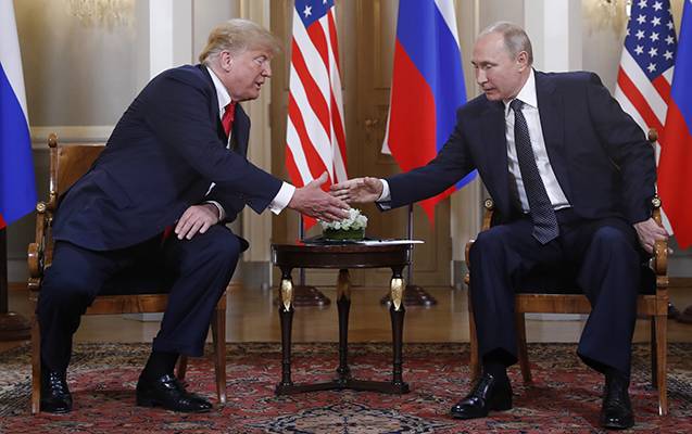 “Putin Ukraynanı sevir” - Tramp