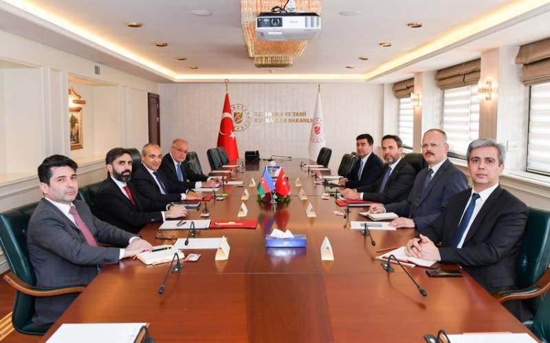 Azərbaycan və Türkiyə qlobal layihələrdə tərəfdaşlığı müzakirə etdilər