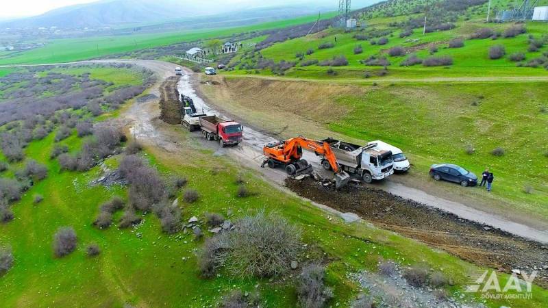 Respublika əhəmiyyətli M-5 (17)-Kərimli avtomobil yolunun Oğuz hissəsi yenidən qurulur - VİDEO/FOTO