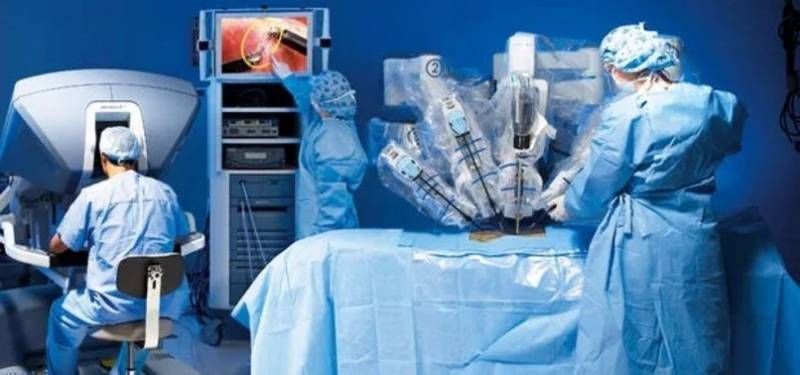 Robot cərrahiyyə ilə ağciyər transplantasiyası həyata keçirildi
