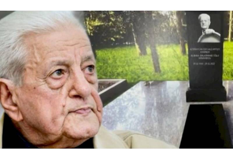 Əlibaba Məmmədovun məzarının eskizi bəyənilmədi: “16 minə belə qəbir olar?” - VİDEO