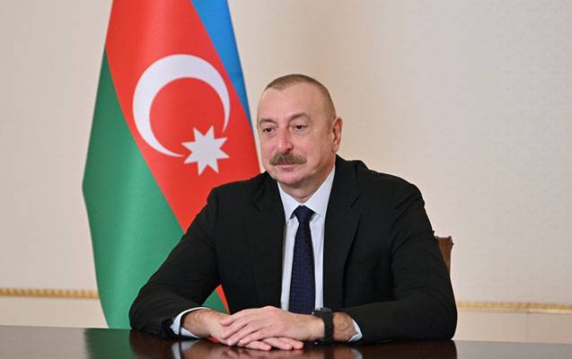 İlham Əliyev Gürcüstanın müdafiə nazirini qəbul etdi