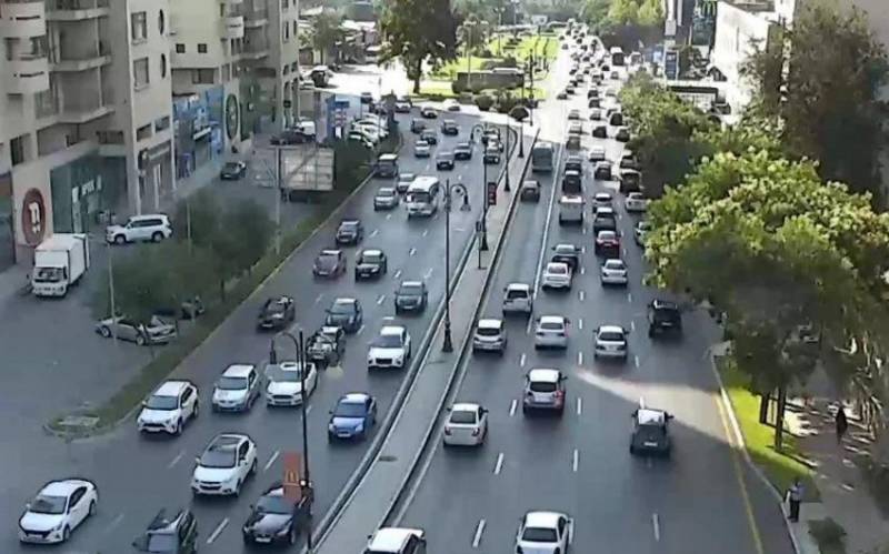 Bakıda bu yollarda tıxac var - SİYAHI