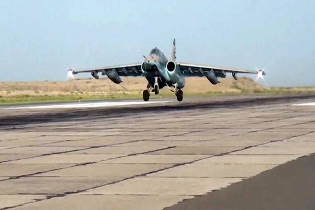 Azərbaycan qırıcıları səmada: Çətin təlimlərdən GÖRÜNTÜLƏR - VİDEO