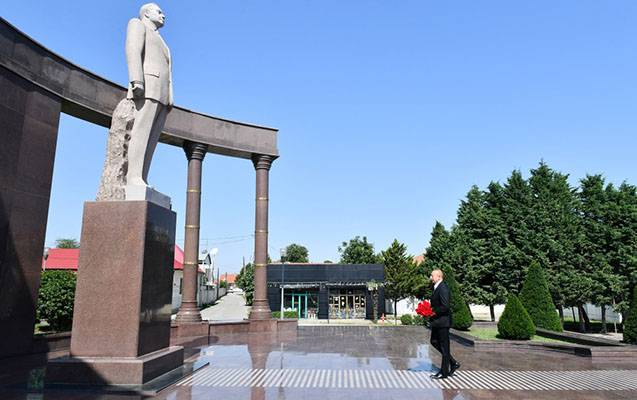 İlham Əliyev Şəmkirdədir - YENİLƏNDİ (FOTOLAR)