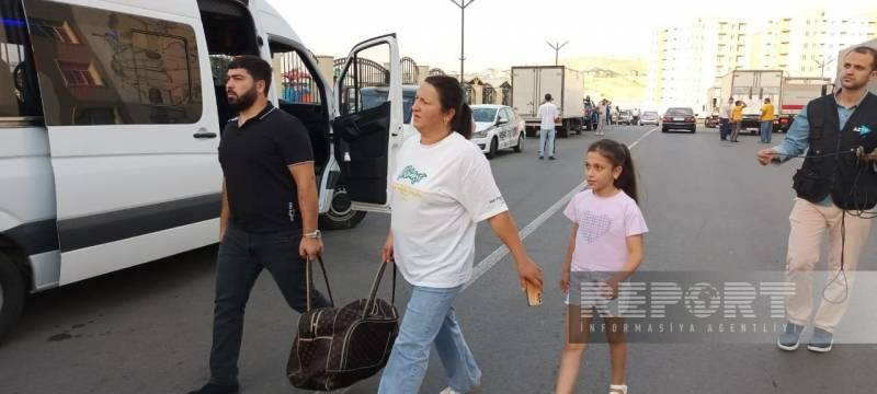 Daha 23 ailə Laçına yola salındı - FOTO