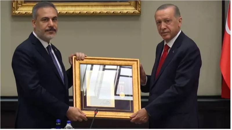 Hakan Fidana “Dövlətdə üstün xidmət medalı” təqdim olundu