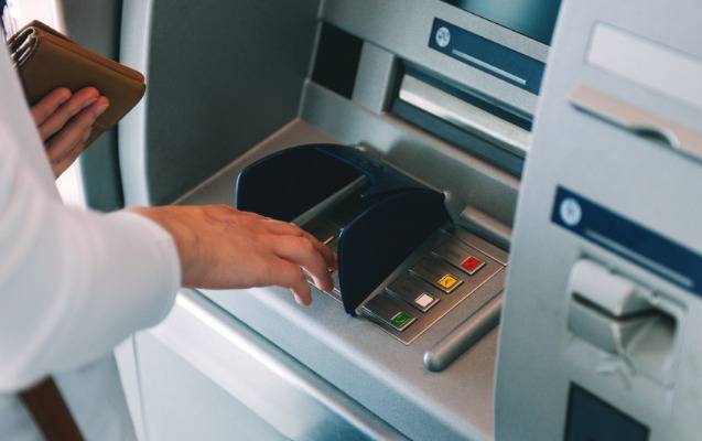 Xaricə gedənlərin nəzərinə! - Nağdlaşdırma limitləndi