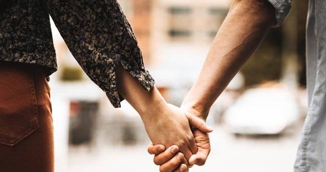 Hotelin həyətində qanla bitən sevgi macərası - TƏFƏRRÜAT