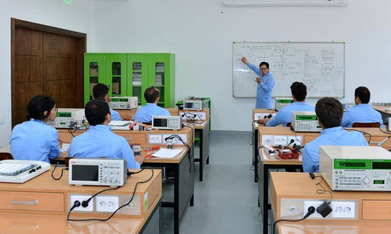 Peşə məktəblərinə sənəd verənlərin sayı MƏLUM OLDU