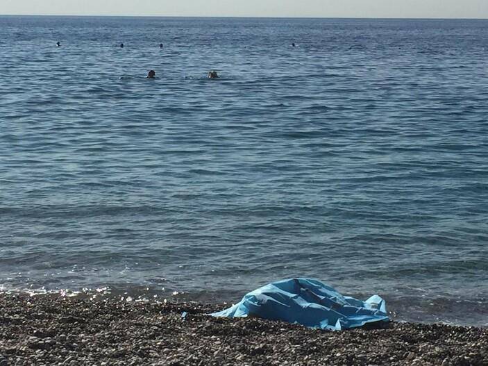 Astarada çimərlikdə dincələn kişi qəfildən öldü