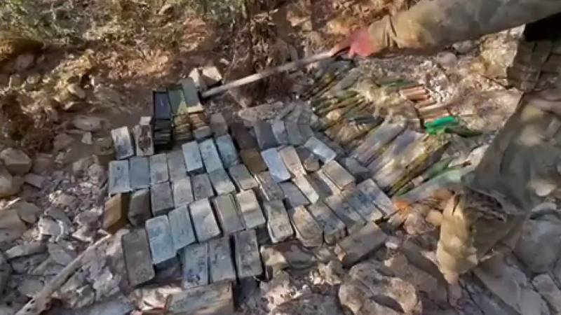 PKK-ya ağır zərbə: Şimali İraqda çoxlu silah və sursat ələ keçirildi