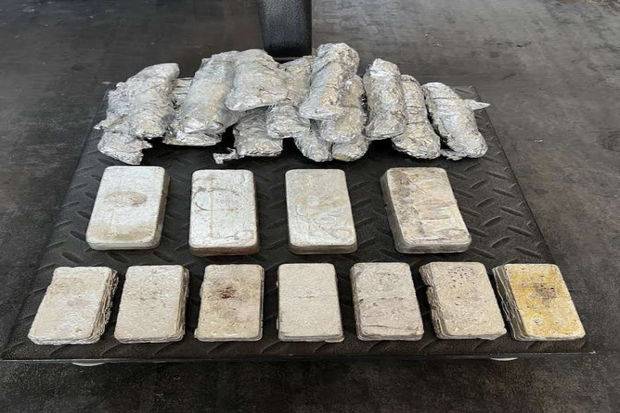 Pambıq lifi tullantıları daşıyan yük maşınında 36 kiloqram gümüş tapıldı