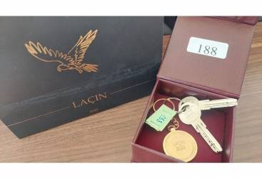 Daha 18 ailə Laçında öz evinin açarını təhvil aldı