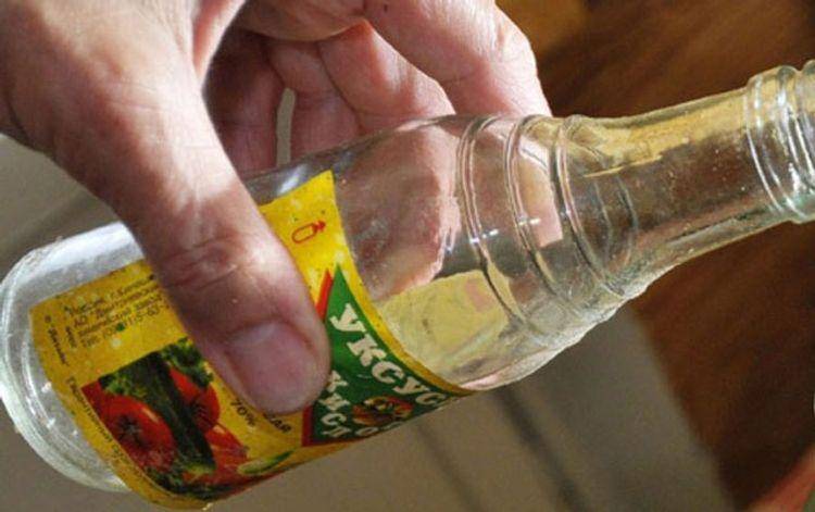 Şəkidə sirkə turşusu içən sərxoş kişi ÖLDÜ