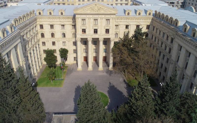 Azərbaycan XİN Macarıstanı təbrik etdi