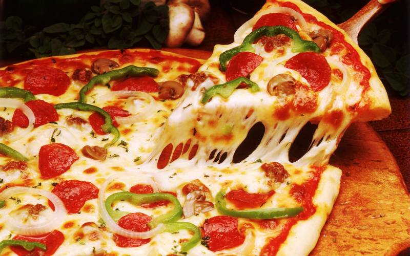 Novxanıda 6 nəfər pizzadan zəhərləndi - FOTOLAR